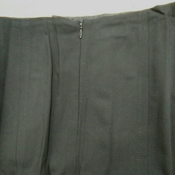 Akris Punto Tonal-Stitched Pencil Skirt - Picture 7 of 8